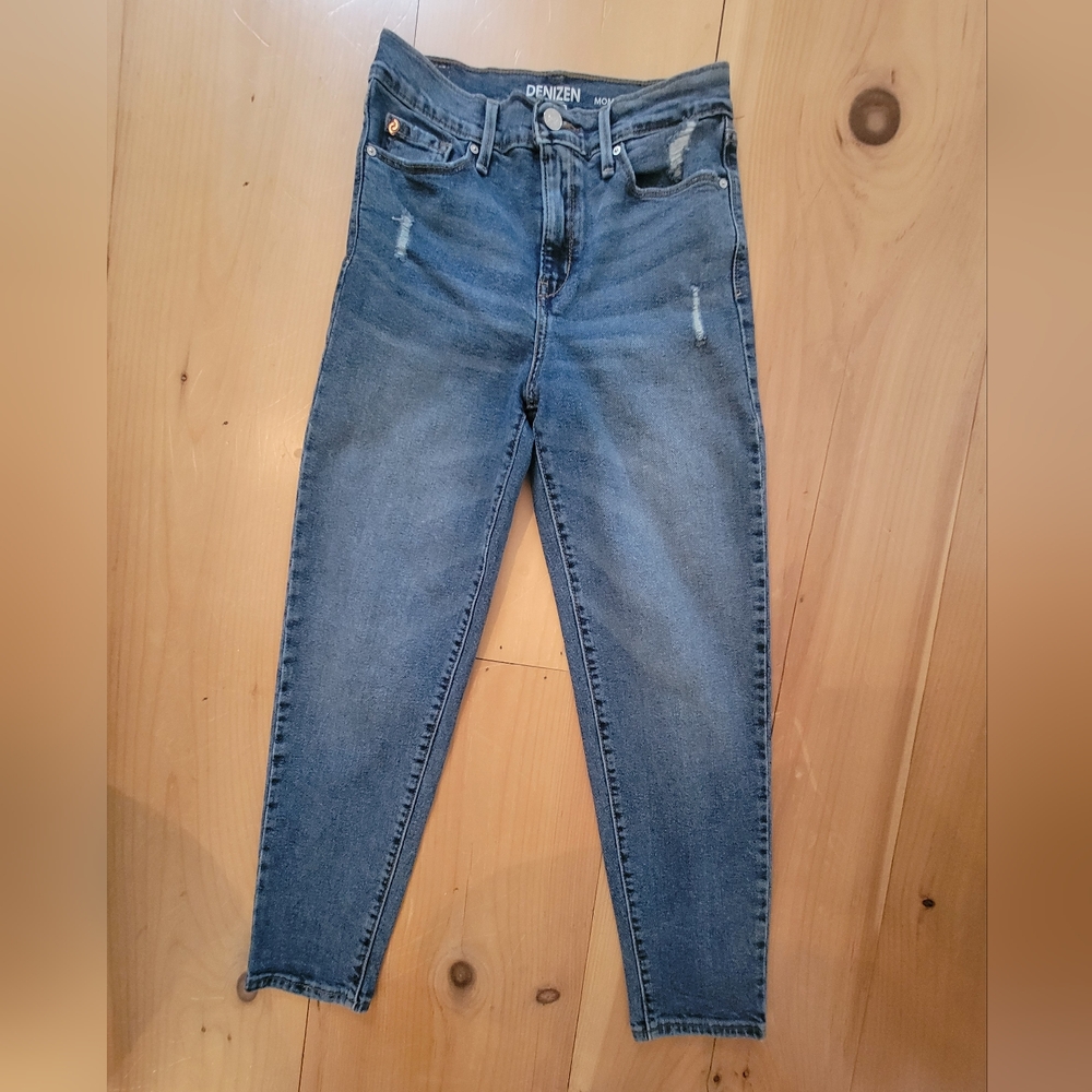 Levi's Mom Jeans